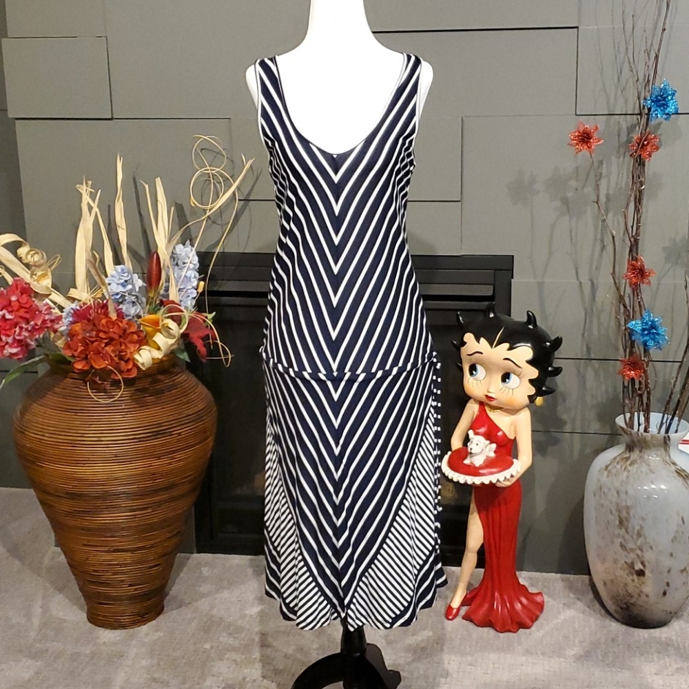 NWOT Sleeveless Asymmetrical Dress